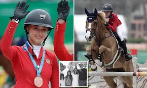 Eve jobs is the current number 2 in the north american western sub league of the longines fei jumping world cup if you're new, subscribe! Eve Jobs Daughter Of Late Apple Ceo Steve Jobs Wins Bronze In Equestrian Jumping At Pan Am Games Daily Mail Online
