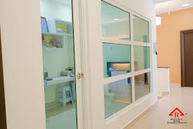 Glass Partition Tempered Glass