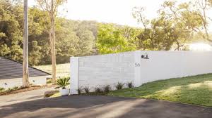 How To Choose A Front Wall For Your