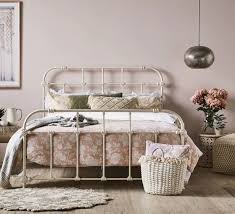 Manor Queen Bed White