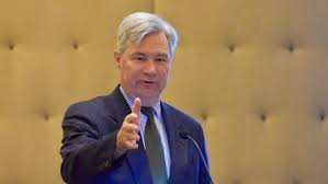 Save our future act wins support of climate activists, union workers, environmental justice advocates, and business leaders contact sheldon. The Cynical Charade Of Sheldon Whitehouse On The Green New Deal Uprise Ri
