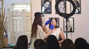 makeup artist salary in india