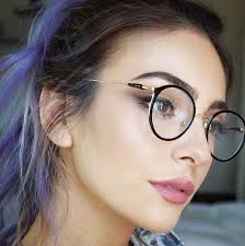 Are you looking to get in touch with anna sarelly for commercial opportunities ? Youtuber Anna Sarelly Wearing Specchrome Chicas Con Lentes Anna Sarelly Lentes