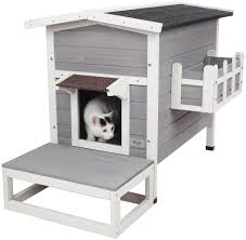 This waterproof cathouse is rainproof and comfortably dry. Amazon Com Petsfit Weatherproof Outdoor Cat Shelter House Condo With Stair Pet Supplies