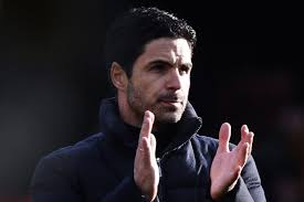 Mikel Arteta responds to the fans' new song for him