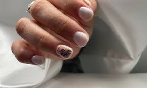 pinecrest nail salons deals in and