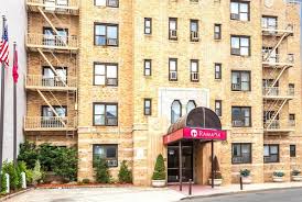 hotels in jersey city with kitchenettes
