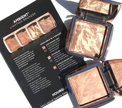 Lola S Secret Beauty Blog New Hourglass Ambient Lighting Bronzer In Diffused Bronze Light And Nude Bronze Light Swatches And Review Hourglass