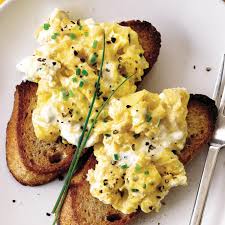 soft scrambled eggs with fresh ricotta