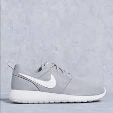Nike Roshe One Women S Grey White Shoes Nwt