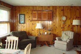 rooms with knotty pine paneling