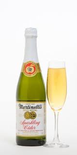 Martinelli's is the brand name of s. Amazon Com Martinelli S Sparkling Cider 6 25 4 Oz Grocery Gourmet Food