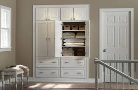 mid continent cabinetry dealer
