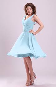 A sleeveless short dress made of combined fabric, lace top and chiffon skirt adorned with thin glimmering waistband. Ice Blue Color Cocktail Dresses Uwdress Com