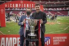 El atlético de madrid ha ganado la liga más extraña, sin poder contar con su afición en las 38 jornadas y sin poder celebrar el título en . Atletico Madrid Wikipedia