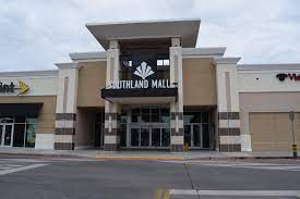 southland mall to temporarily close