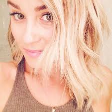 Lauren conrad has been rocking light blonde tresses in recent months, but it seems the star has taken the plunge and gone for a bold new platinum blonde shade. Lauren Conrad S New Bob Haircut Lauren Conrad S Short Haircut