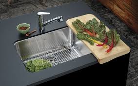 undermount stainless steel kitchen sink