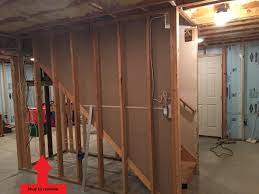 Identiying Load Bearing Wall For Stud