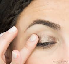glamorous on the go eye makeup tutorial