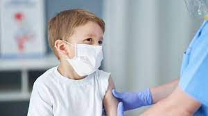 Vaccinarea copiilor împotriva COVID-19: cum gestionăm temerile?