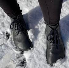 Predám úplne nové zimné kožené barefoot topánky belenka nord vo farbe charcoal veľkosti 44. Belenka Nord Boots Cozy Up For Winter Bare Soled Girl