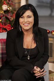 Eastenders actress jessie wallace has reportedly been suspended from the soap after an incident occured during filming. Eastenders Jessie Wallace Says Snogging Shane Richie Is Really Uncomfortable Daily Mail Online