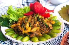 Berikut 10 makanan khas aceh yang patut anda cicipi. 10 Makanan Khas Aceh Yang Harus Masuk Daftar Kulineranmu