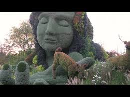 Breathtaking Living Plant Sculptures