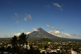 philippines on alert as volcano spews ash