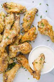 Crispy Baked Garlic Parmesan Wings gambar png