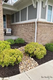 Dry Creek Bed Landscaping Diy Rainscaping