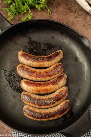how to cook bratwurst on a stove