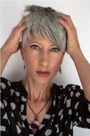 Changing hair color can change your appearance without having to cut hair. Funky Grey Do Short Hair Styles Short Grey Hair Gorgeous Gray Hair