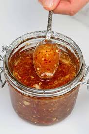 See recipes for dry chilli garlic sauce vada pav chutney too. Garlic And Chili Infused Honey Spicy Honey Sauce Alphafoodie