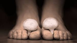 4 ways to get rid of toenail fungus