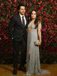 The actor will be marrying his longtime girlfriend dalal on sunday. Natasha Dalal Varun Dhawan Girlfriend Wiki Age Biography Caste Biowiki