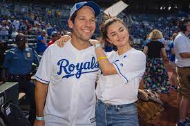 Rudd is currently residing in his rhinebeck, new york, home with his wife of 17 years, julie yaeger. Selena Gomez And Paul Rudd Play Softball And Surprise Kids At A Children S Hospital