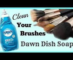 clean makeup brushes with dish soap