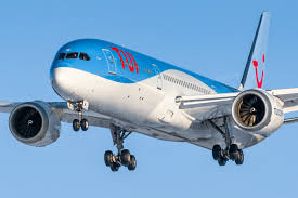tui airways boeing 787 9 dreamliner g
