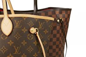 Louis Vuitton Neverfull Buying Guide Yoogis Closet Blog