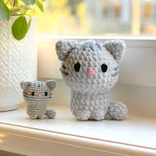free cat crochet pattern diy fluffies
