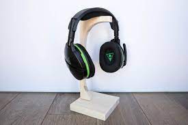 Hey guys!this is the tutorial to make a headphone holder to your desk! How To Make A Wooden Headset Stand Addicted 2 Diy
