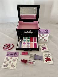 isabelle makeup set