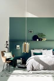incorporate green in bedroom decor