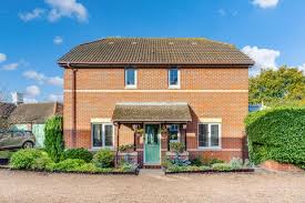 bromley br2 4 bed detached house