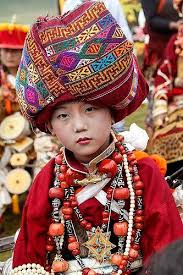 Sartorial Adventure — Tibetan fashions (click to enlarge) 2. Khampa...
