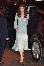Many thanks to carmela for her tip on these! Kate Middleton S Best Fashion Looks Duchess Of Cambridge S Chic Outfits