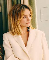 The film's heroine is cassie, played by carey mulligan in a role so naturally attuned to the actor's skills that fennell, who also wrote the script, could just have. Kyle Buchanan On Twitter Carey Mulligan Doesn T Usually Read Reviews But There S One Promising Young Woman Take That Really Bothered Her Https T Co Yhktdfx3mk Https T Co Lkemmeadby
