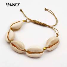 Wt B402 Wholesale Fashion Design Tiny Cowrie Shell Bracelets Adjustable Jewelry Natural Labradorite Stone Wrapped Bracelets Bangle Size Chart Amber